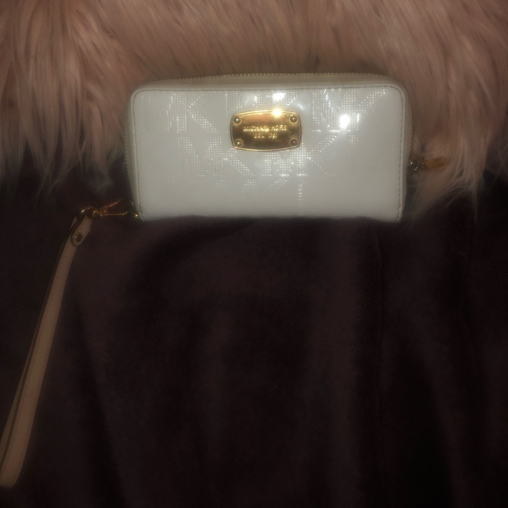 Micheal Kors Wallet!